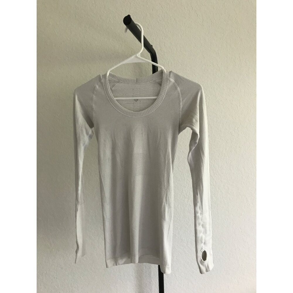 Lulu Lemon Swiftly Tech Long-Sleeve Shirt 2.0 | Hip Length | Size 2 | White